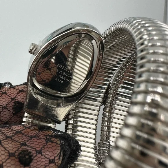 Luxury Serpenti Elegant Gold Wrap Women's Watch - Picture 16 of 17